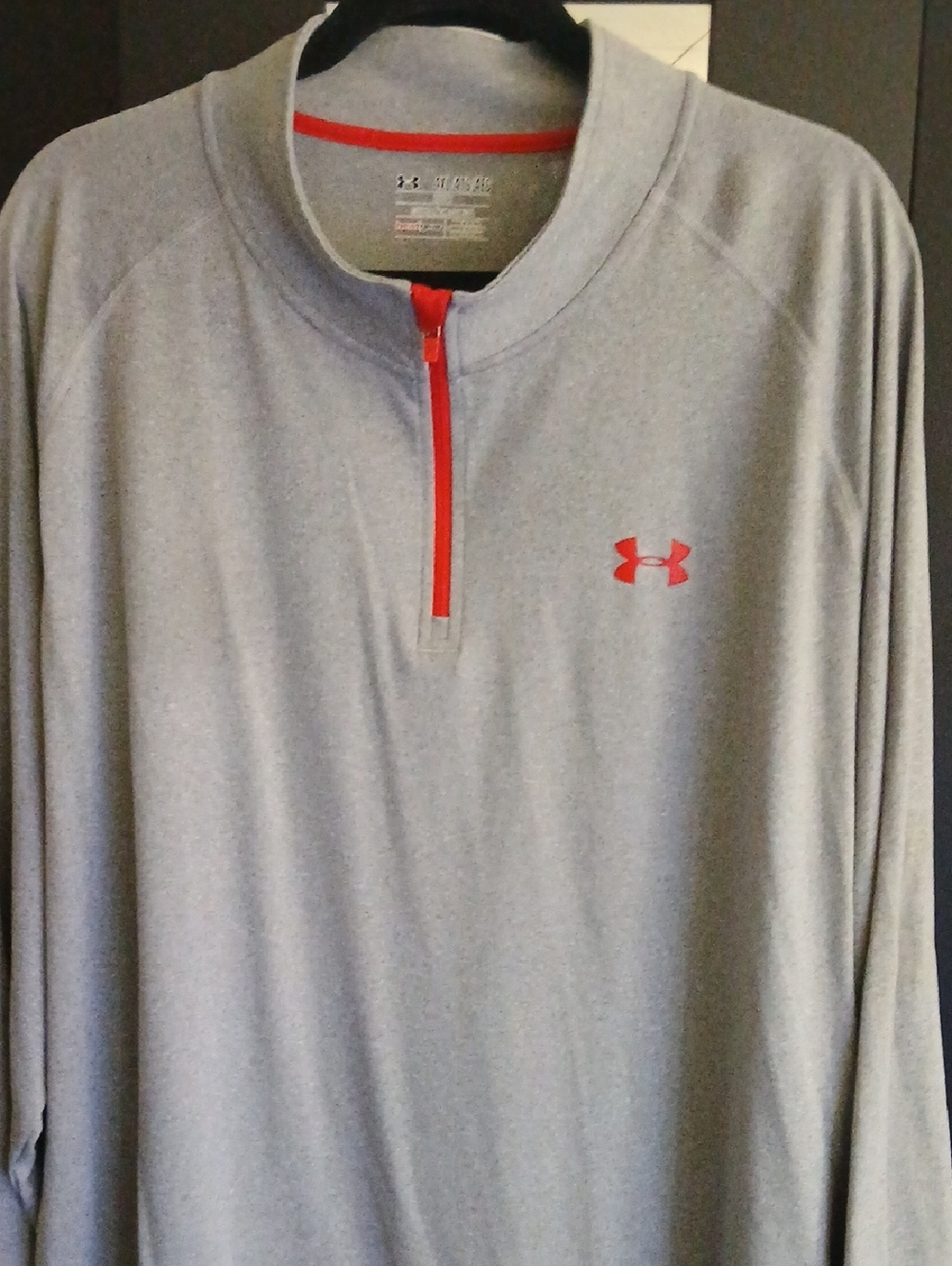 Under Armour Men’s Light Gray Quarter-Zip Pullover with Red Trim